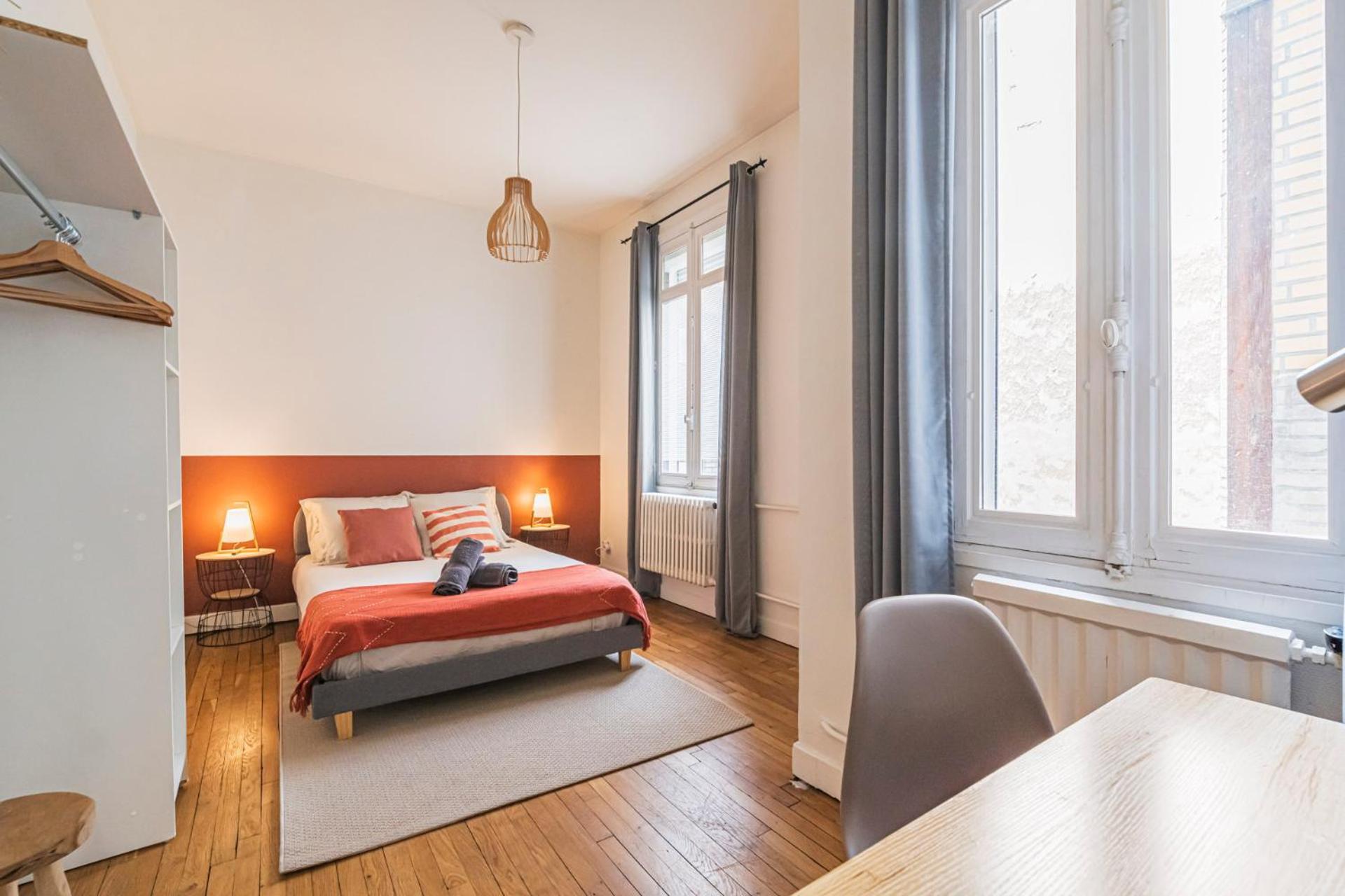 L'Haussmannien - Spacieux 4 Chambres - Centre - Gare แร็งส์ ภายนอก รูปภาพ